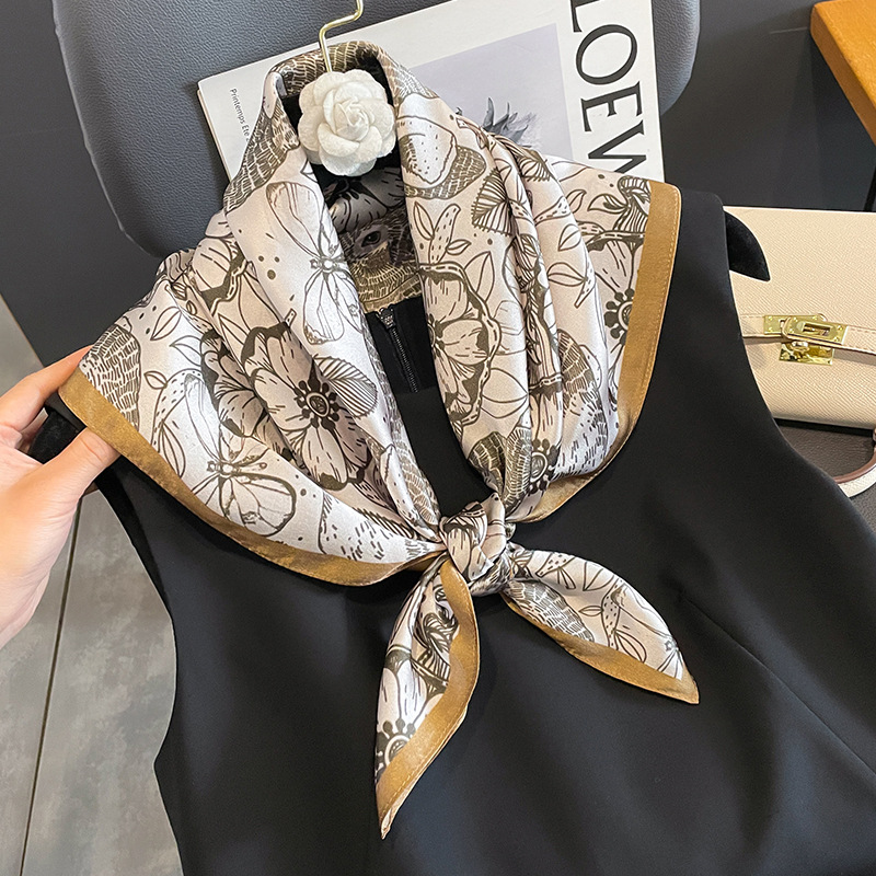 女性のための正方形のシルクスカーフ,豪華なブランド,ハンカチ - Women Fashion Necktie のレビューと価格