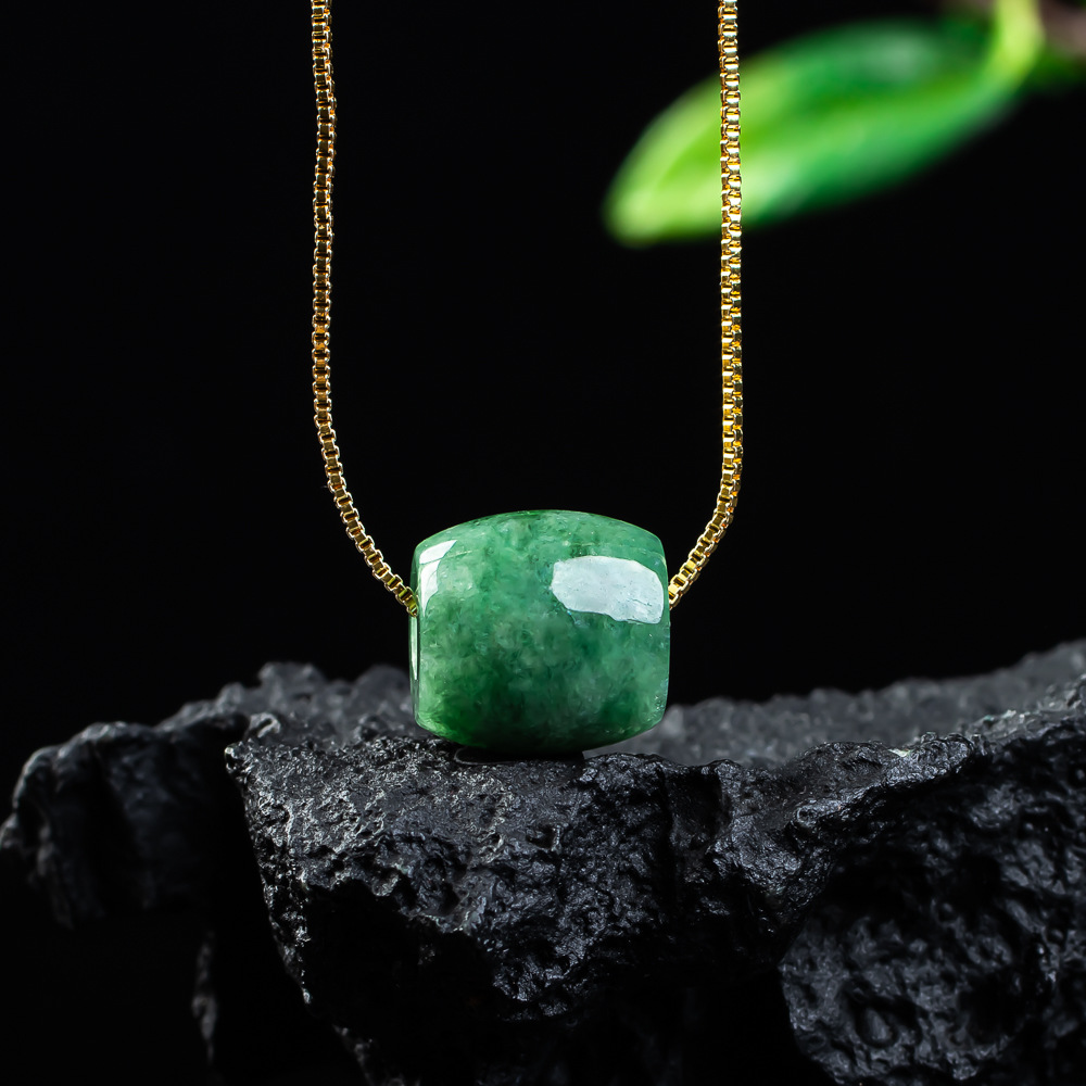 天然本翡翠ビーズペンダントミャンマー翡翠ネックレスデザイナー - Women'S Fashion Jewellery のレビューと価格