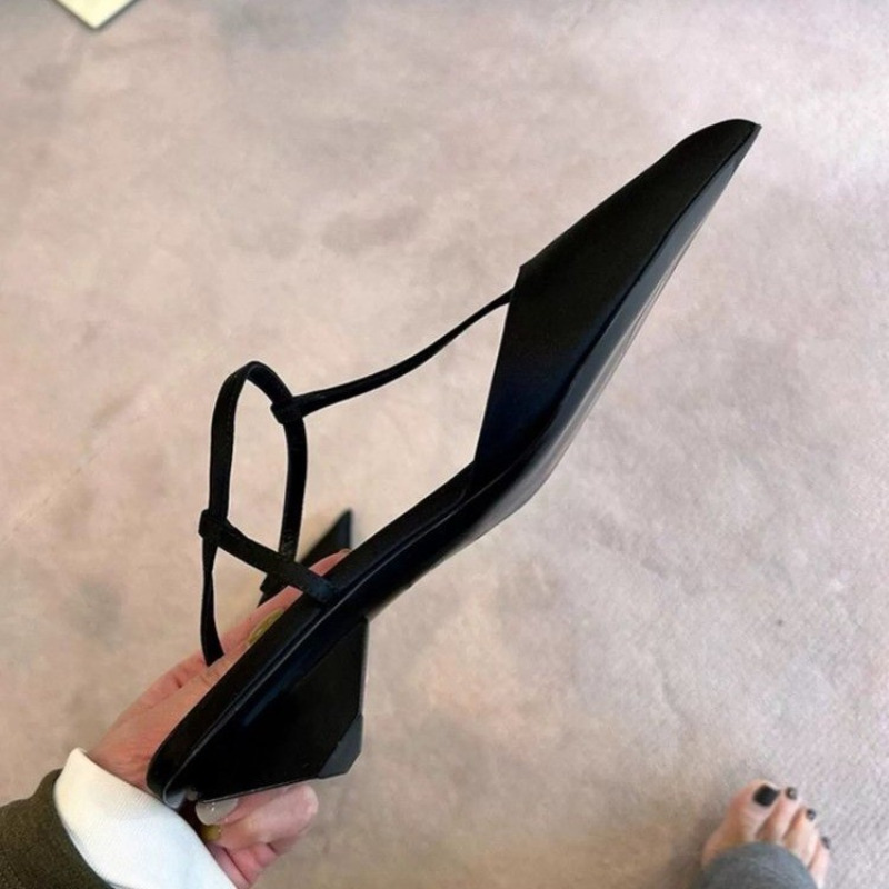 レディースブランドシューズ、セクシーなポインテッドトゥ、快適 - Women'S Fashion Shoes のレビューと価格